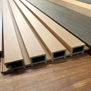 DECK DE PARED BROWN